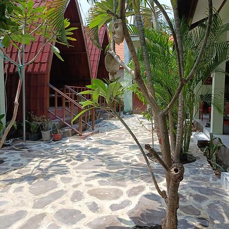 Gili Mesari Cottages & Homestay ギリ・トラワンガン エクステリア 写真