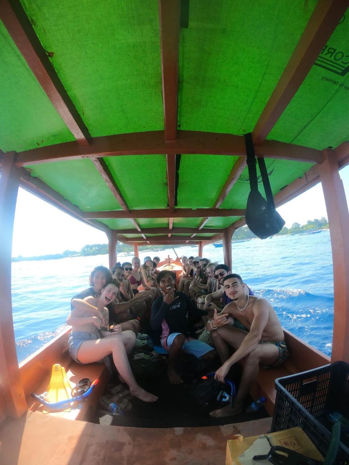 Gili Mesari Cottages & Homestay ギリ・トラワンガン エクステリア 写真