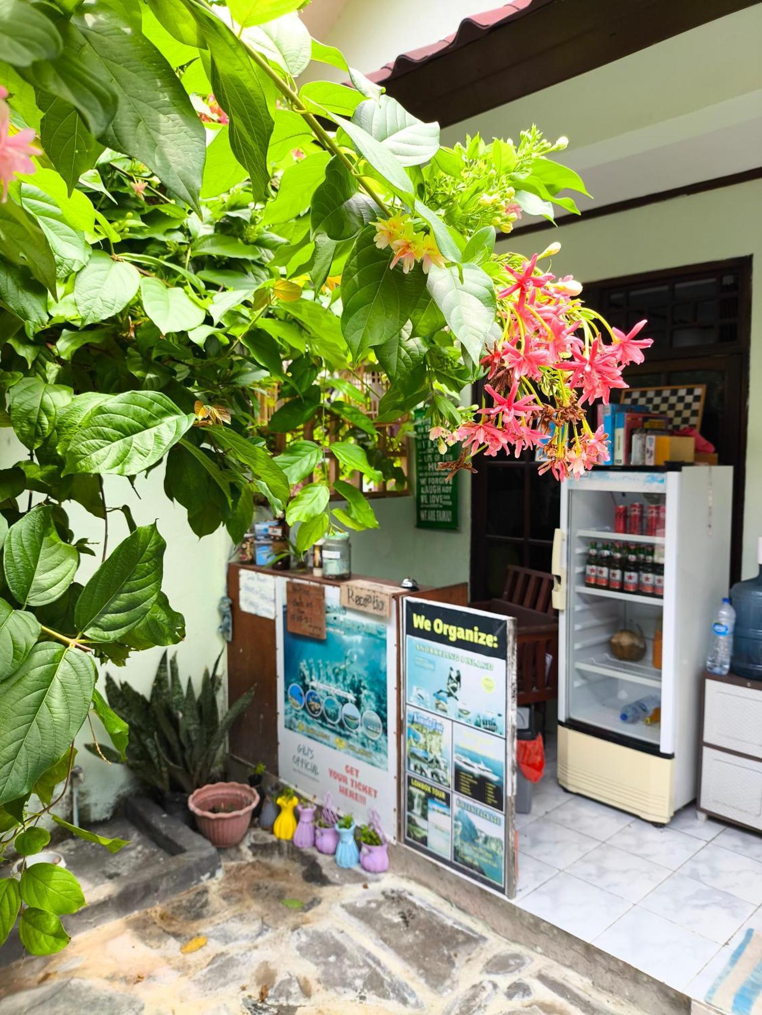 Gili Mesari Cottages & Homestay ギリ・トラワンガン エクステリア 写真