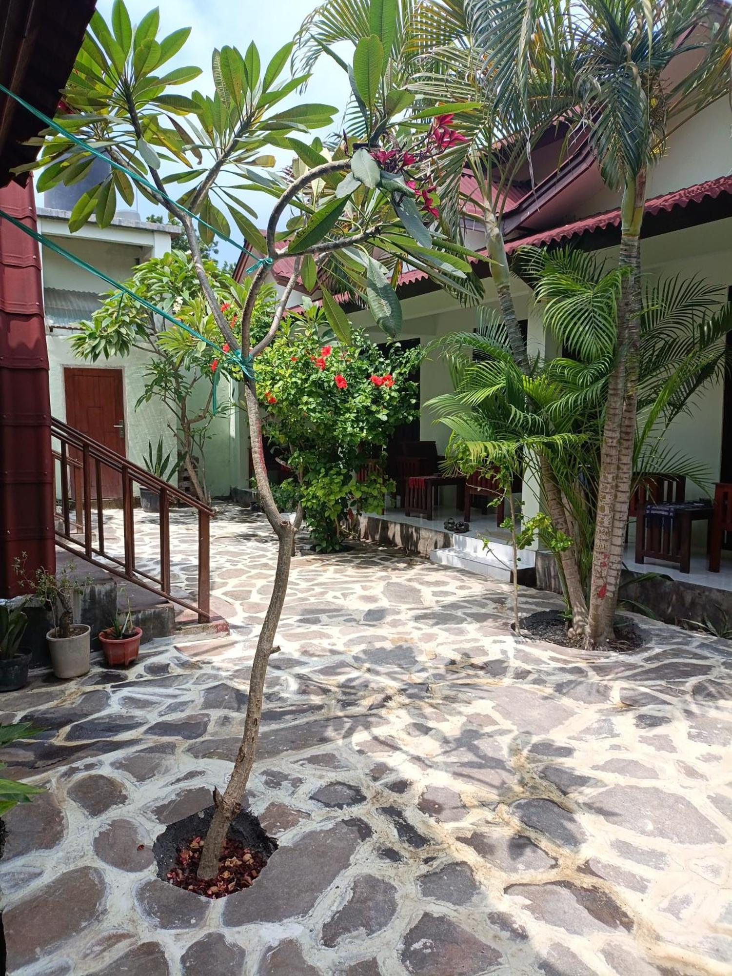 Gili Mesari Cottages & Homestay ギリ・トラワンガン エクステリア 写真