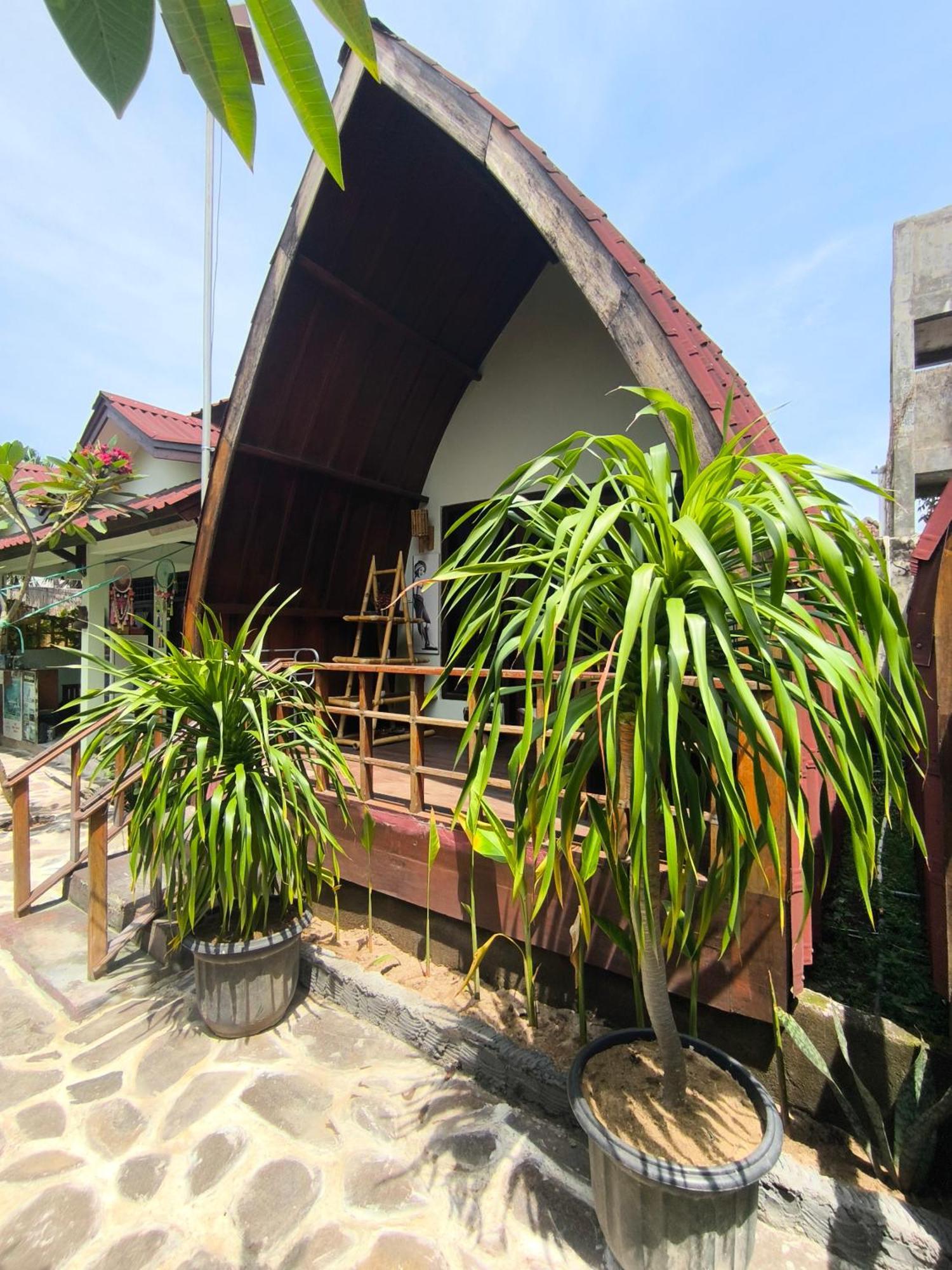 Gili Mesari Cottages & Homestay ギリ・トラワンガン エクステリア 写真
